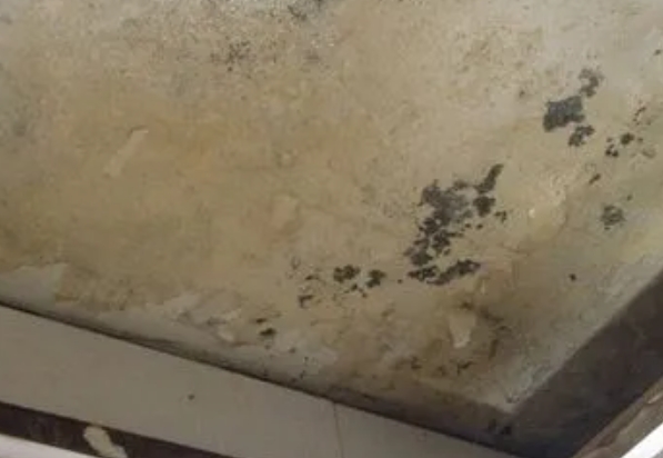 周口阳台漏水维修公司分享下周口卫生间渗水维修需要注意哪些问题。